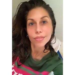 Meet your Posher, Liz